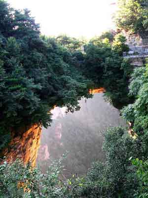 張家界、袁家界、天子山、武陵源二晚二日游